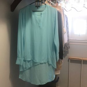 Kaari Blue long blue tunic